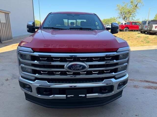 2026 Ford F-250 Lariat photo 2