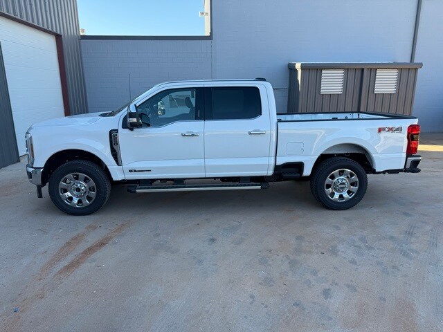 2026 Ford F-250 Lariat photo 4