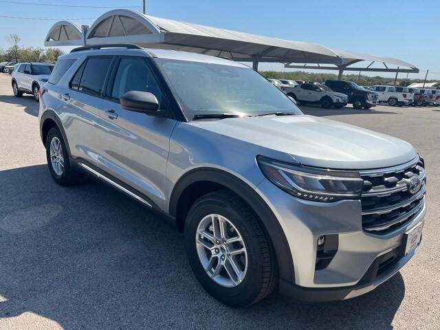 2025 Ford Explorer SUV 