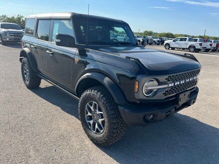 2025 Ford Bronco Badlands SUV