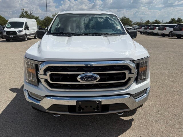 2021 Ford F-150 XLT photo 2