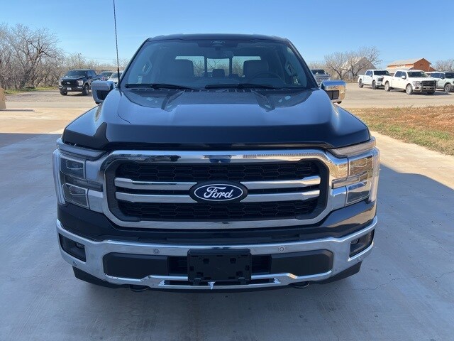 2025 Ford F-150 Lariat photo 2