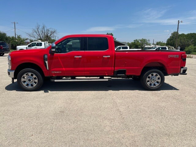 2025 Ford F-350 Lariat photo 4