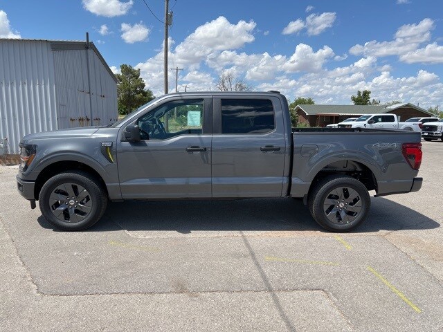 2025 Ford F-150 STX photo 4