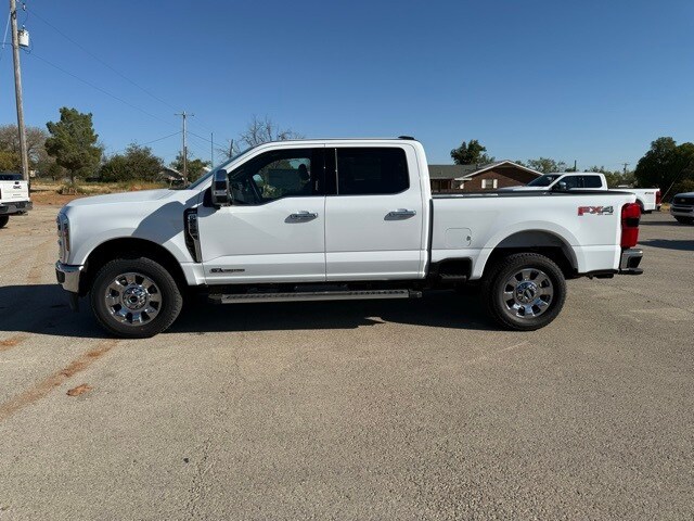2026 Ford F-250 Lariat photo 4