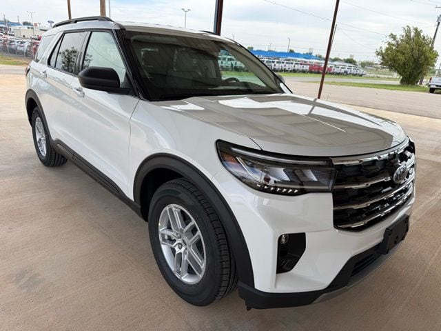 2026 Ford Explorer's photo