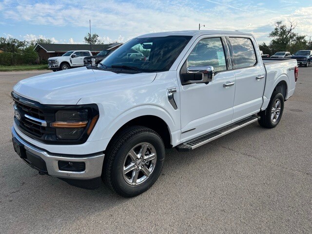 2024 Ford F-150 XLT photo 3