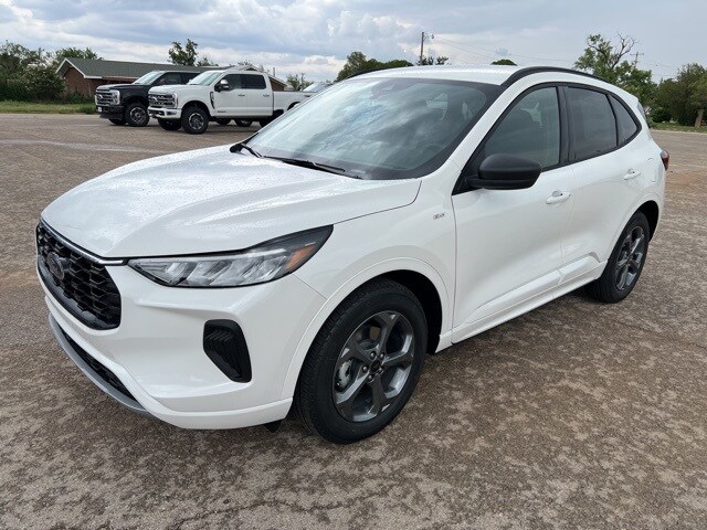 2024 Ford Escape ST-Line photo 3