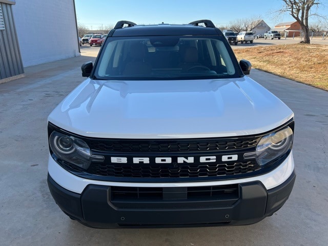 2025 Ford Bronco Sport Outer Banks photo 2