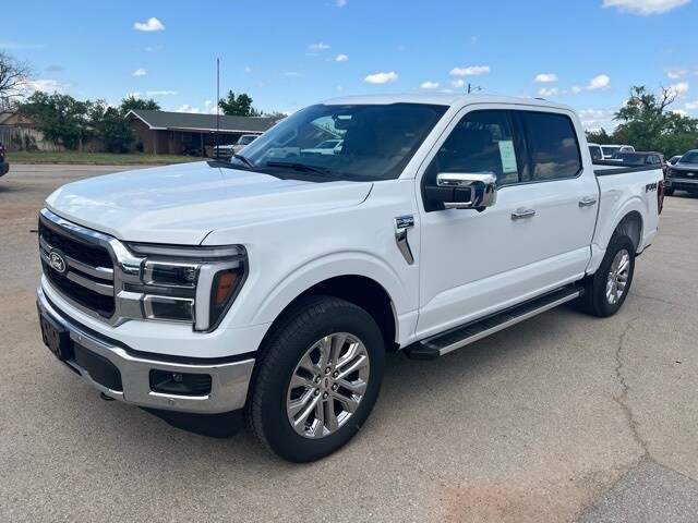 2025 Ford F-150 Lariat photo 3