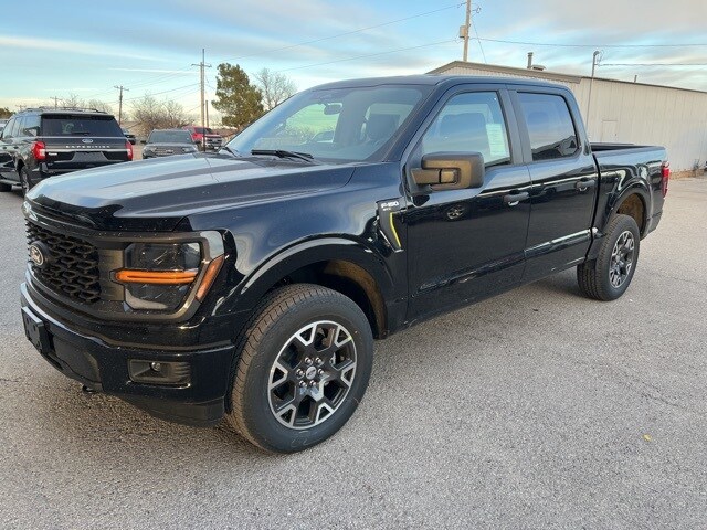 2025 Ford F-150 STX photo 3