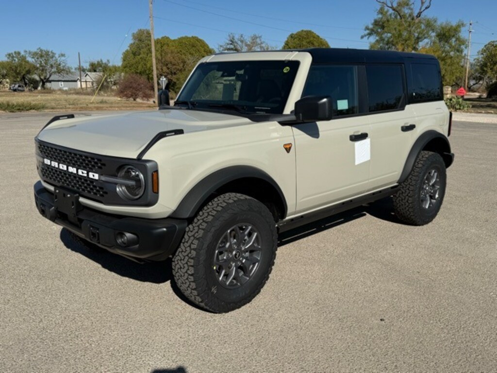 New 2025 Ford Bronco Badlands SUV