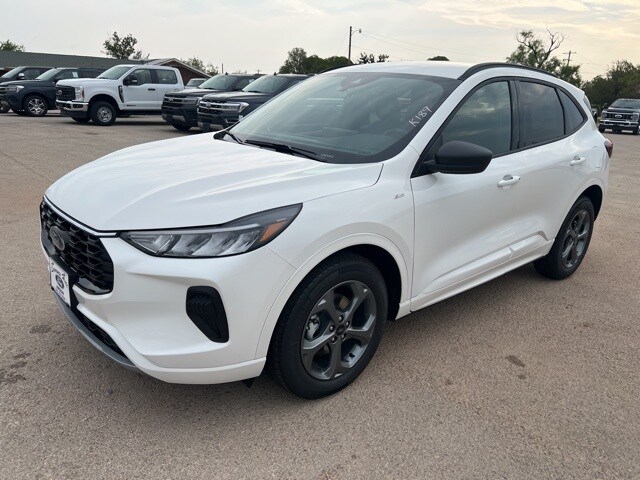 2024 Ford Escape Hybrid ST-Line photo 3
