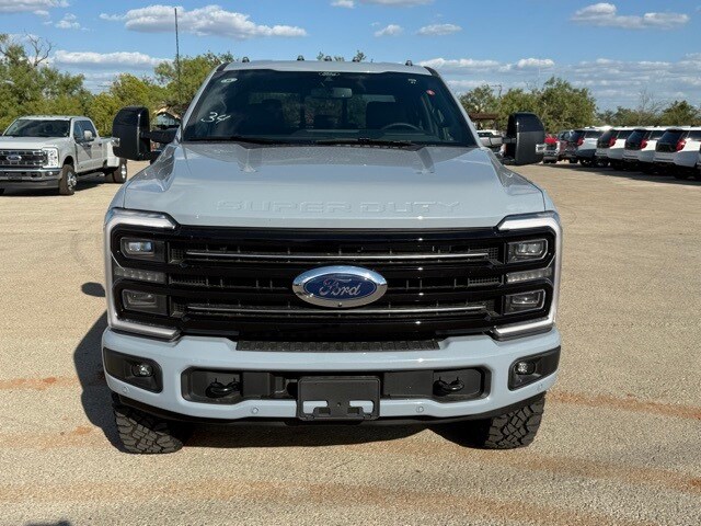 2026 Ford F-250 Platinum photo 2