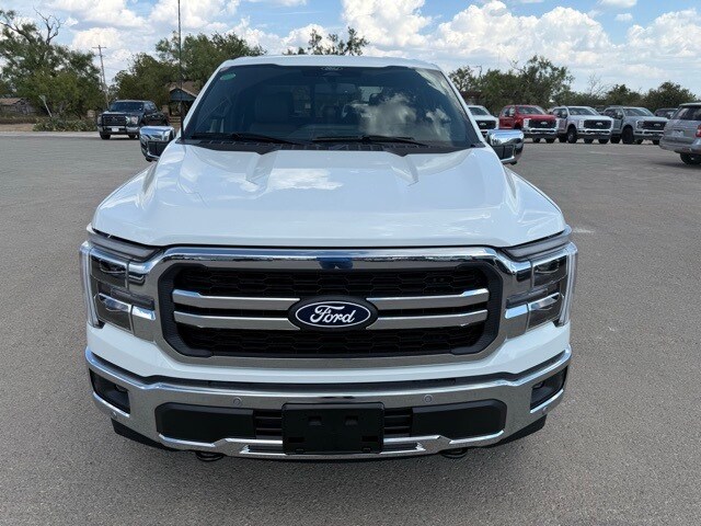 2025 Ford F-150 Lariat photo 2