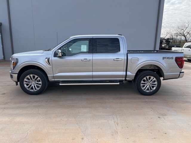 2025 Ford F-150 Lariat photo 4