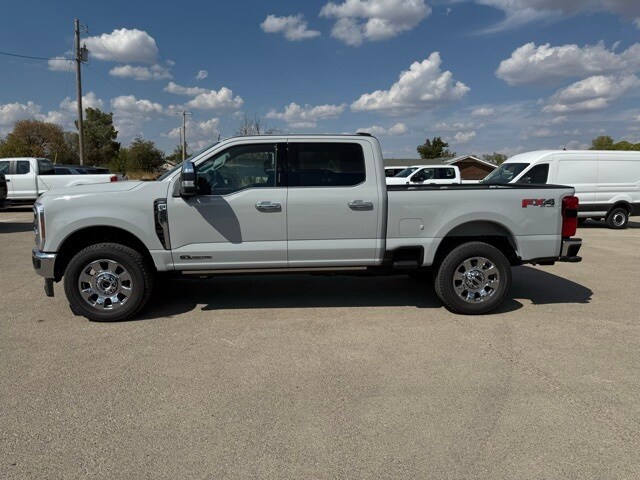 2026 Ford F-250 Lariat photo 4