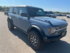 2025 Ford Bronco Badlands SUV