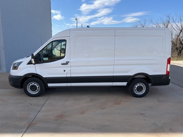 2025 Ford Transit photo 3