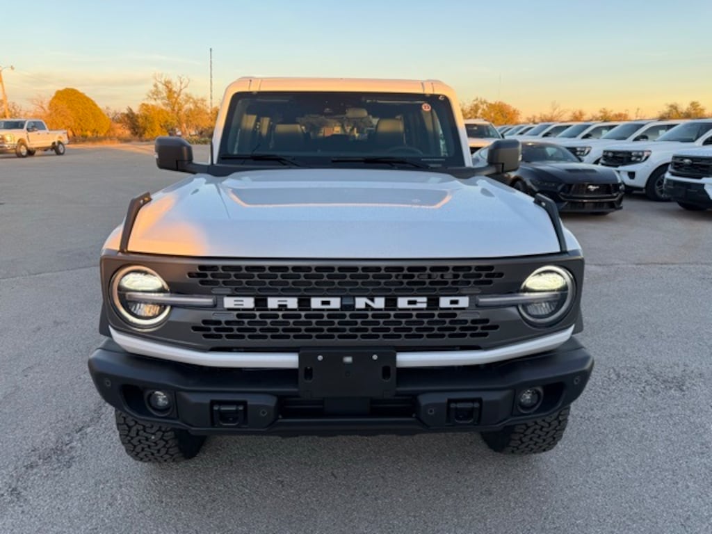 New 2025 Ford Bronco Badlands SUV
