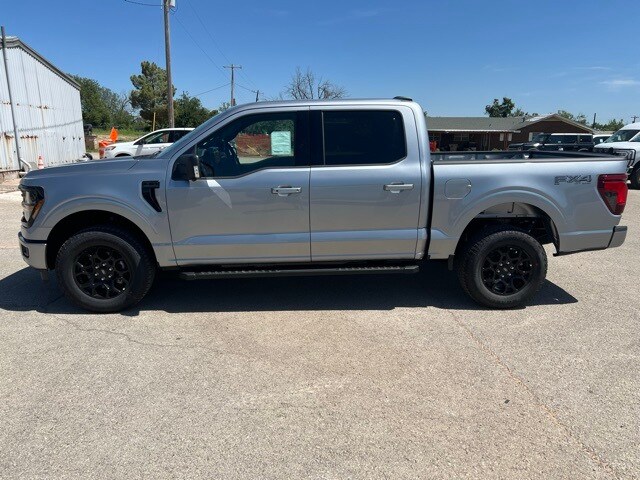 2025 Ford F-150 XLT photo 4
