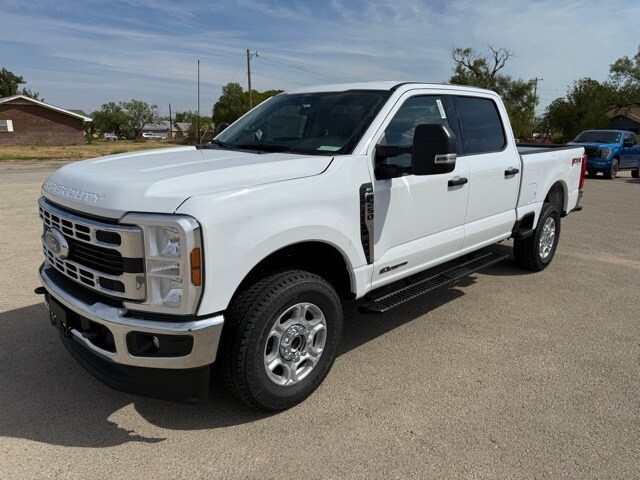 2026 Ford F-250 XLT photo 3