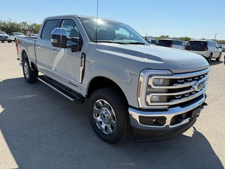 2026 Ford F-250 Lariat Truck