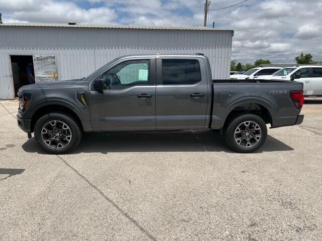 2025 Ford F-150 STX photo 4