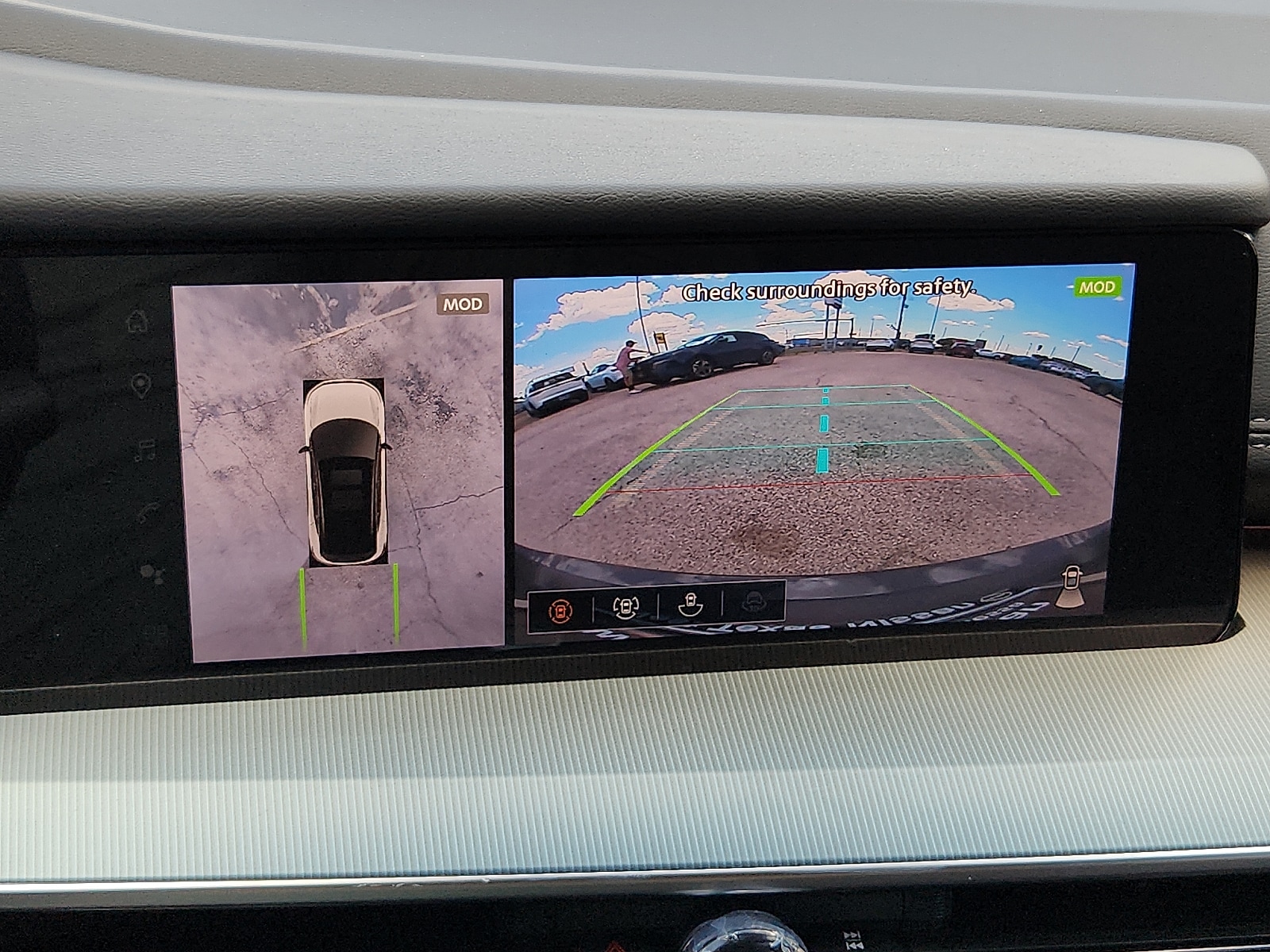 2025 Nissan Murano SL - Photo 20