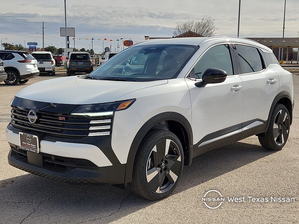 New 2026 Nissan Kicks SR Front-Wheel Drive