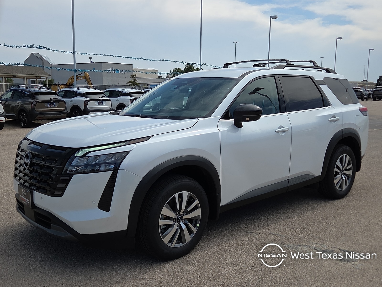 New 2026 Nissan Pathfinder SL Front-Wheel Drive
