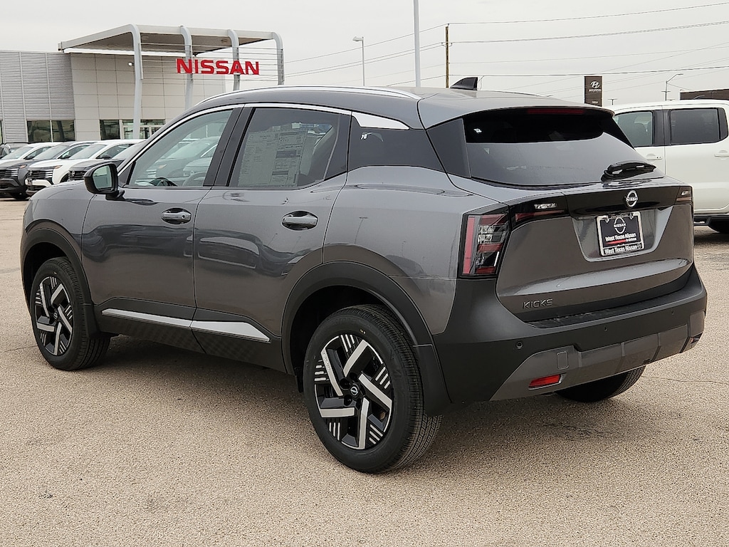 New 2026 Nissan Kicks SV Front-Wheel Drive