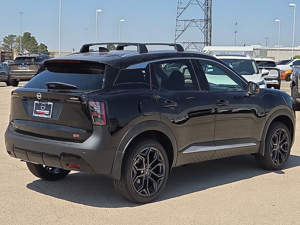 New 2026 Nissan Kicks SR Front-Wheel Drive