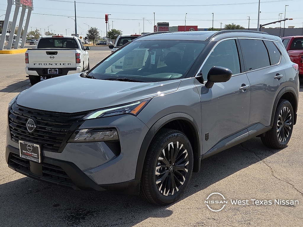 New 2026 Nissan Rogue Dark Armor Front-Wheel Drive 2026.5