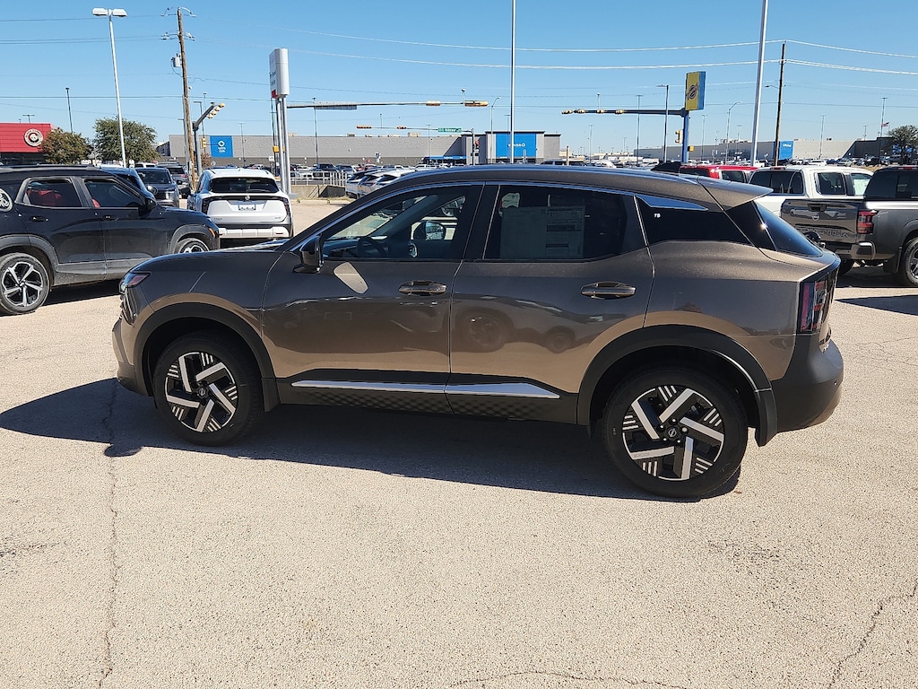 New 2026 Nissan Kicks SV Front-Wheel Drive