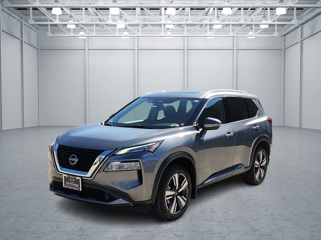 Used 2023 Nissan Rogue SL