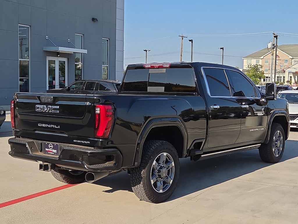 Used 2024 GMC Sierra 2500HD Denali Ultimate 4x4 Crew Cab 6.75 ft. box 159 in.