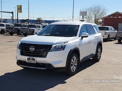 2025 Nissan Pathfinder SL Front-Wheel Drive