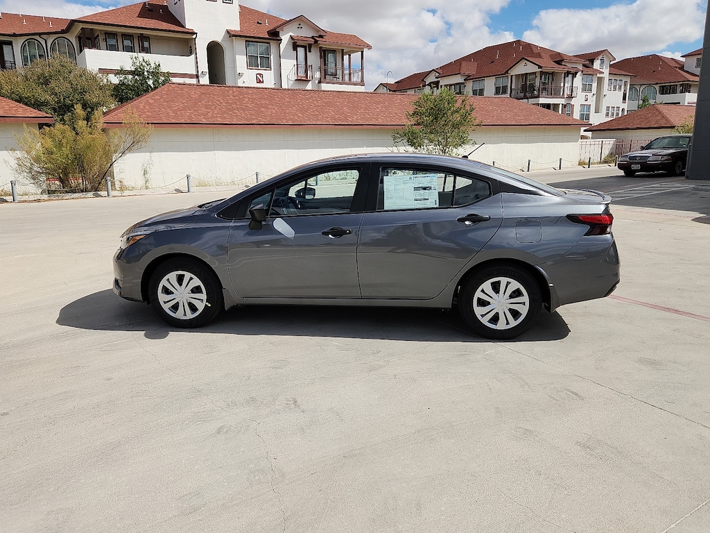 New 2025 Nissan Versa 1.6 S