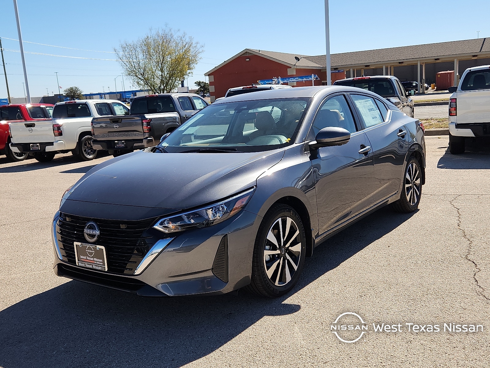 2025 Nissan Sentra SV's photo