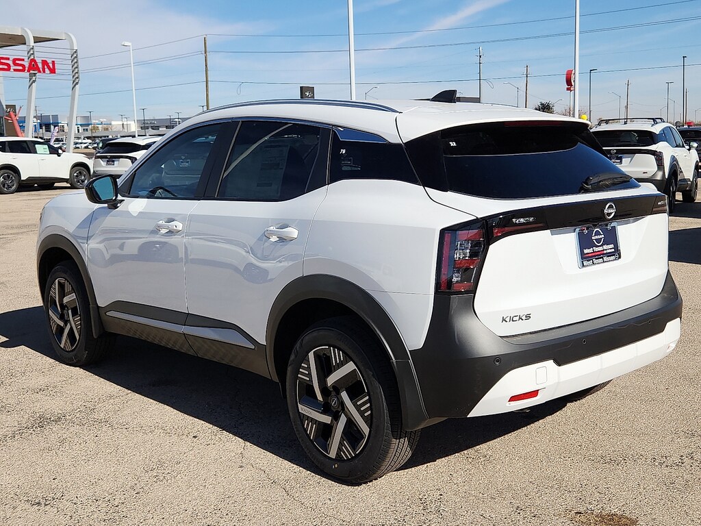 New 2026 Nissan Kicks SV Front-Wheel Drive