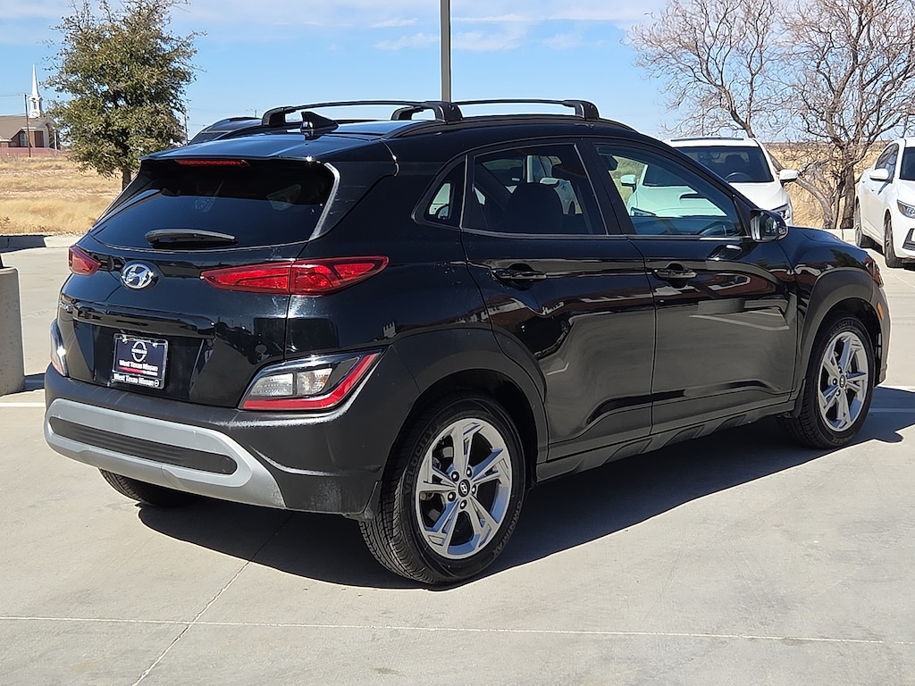 Used 2023 Hyundai Kona SEL (IVT) Front-Wheel Drive