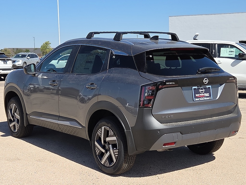 New 2026 Nissan Kicks SV Front-Wheel Drive
