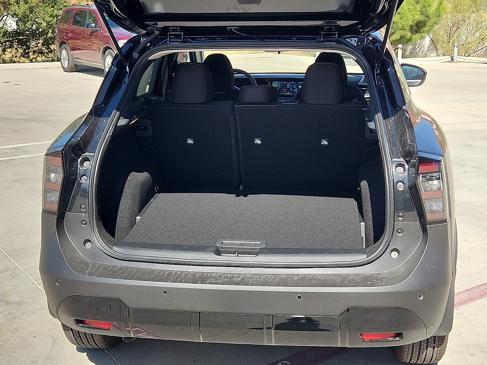 2026 Nissan KICKS SV - Photo 9