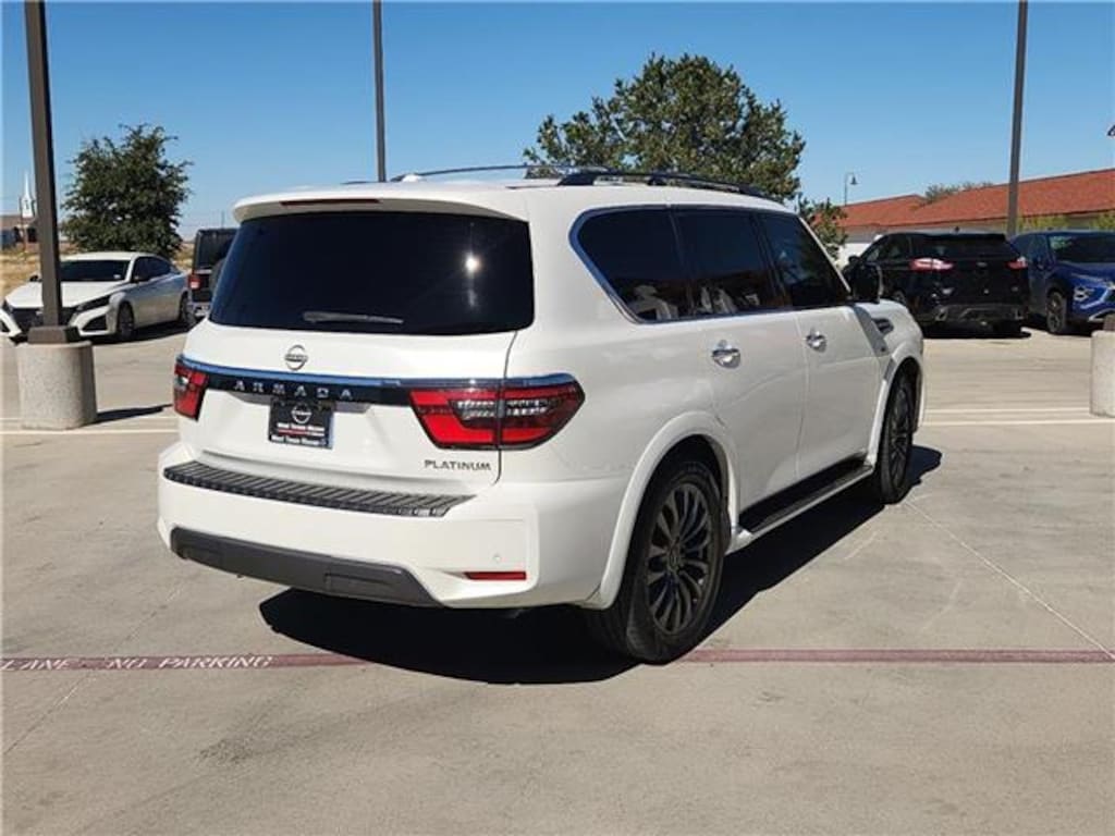 Used 2022 Nissan Armada Platinum 4x2