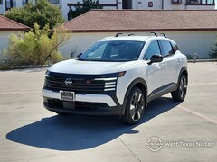 2026 Nissan Kicks SR Front-Wheel Drive