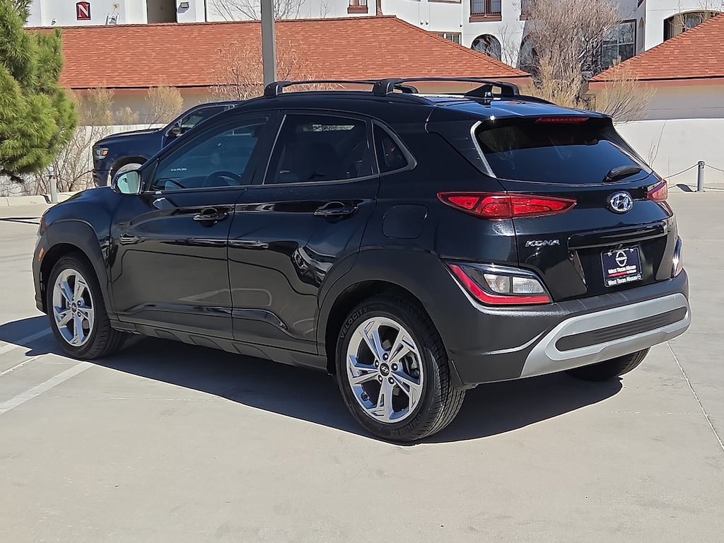 Used 2023 Hyundai Kona SEL (IVT) Front-Wheel Drive