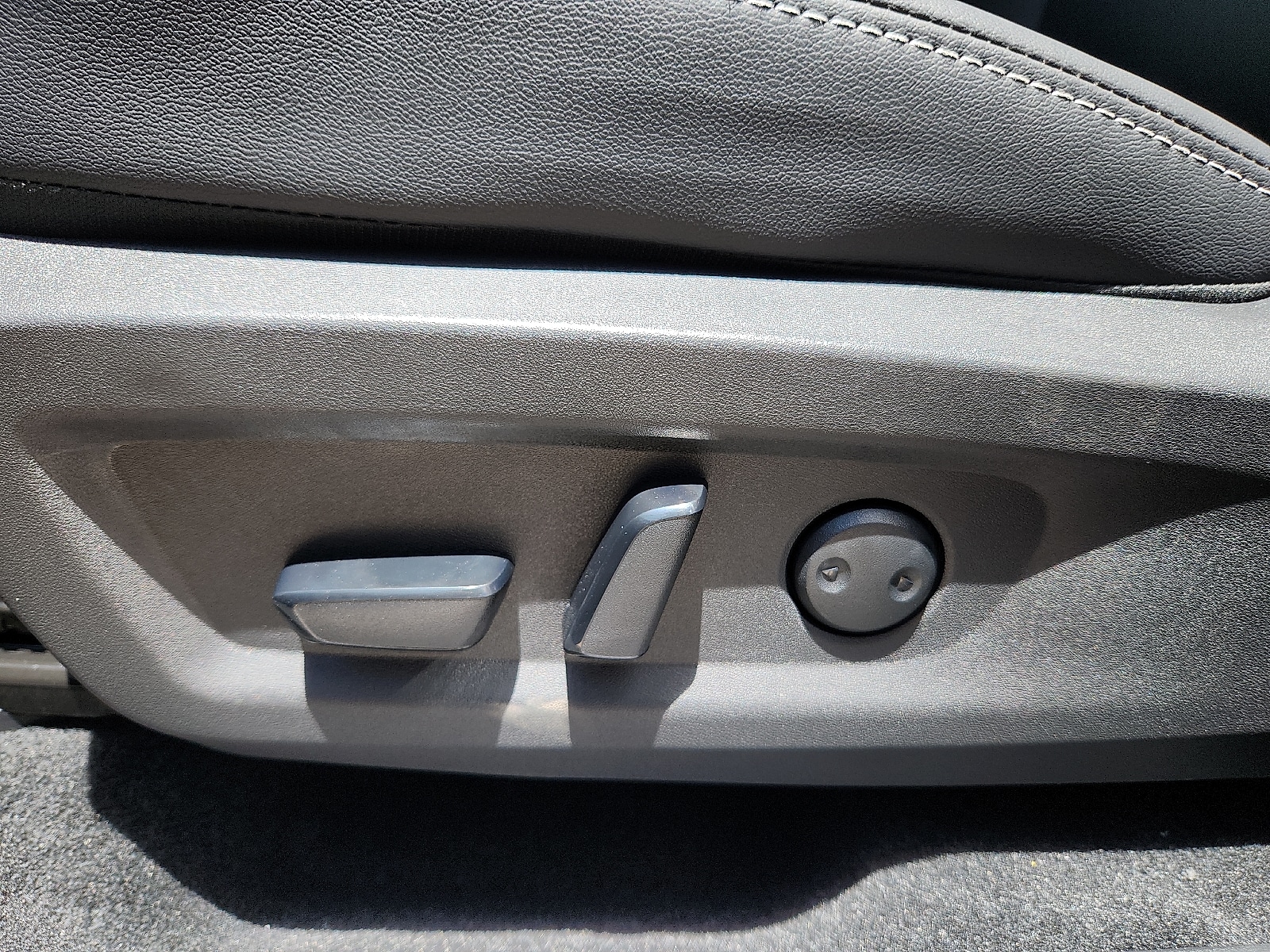 2025 Nissan Murano SL - Photo 17