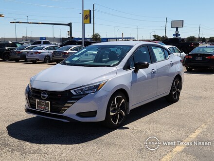 2025 Nissan Versa 1.6 SR