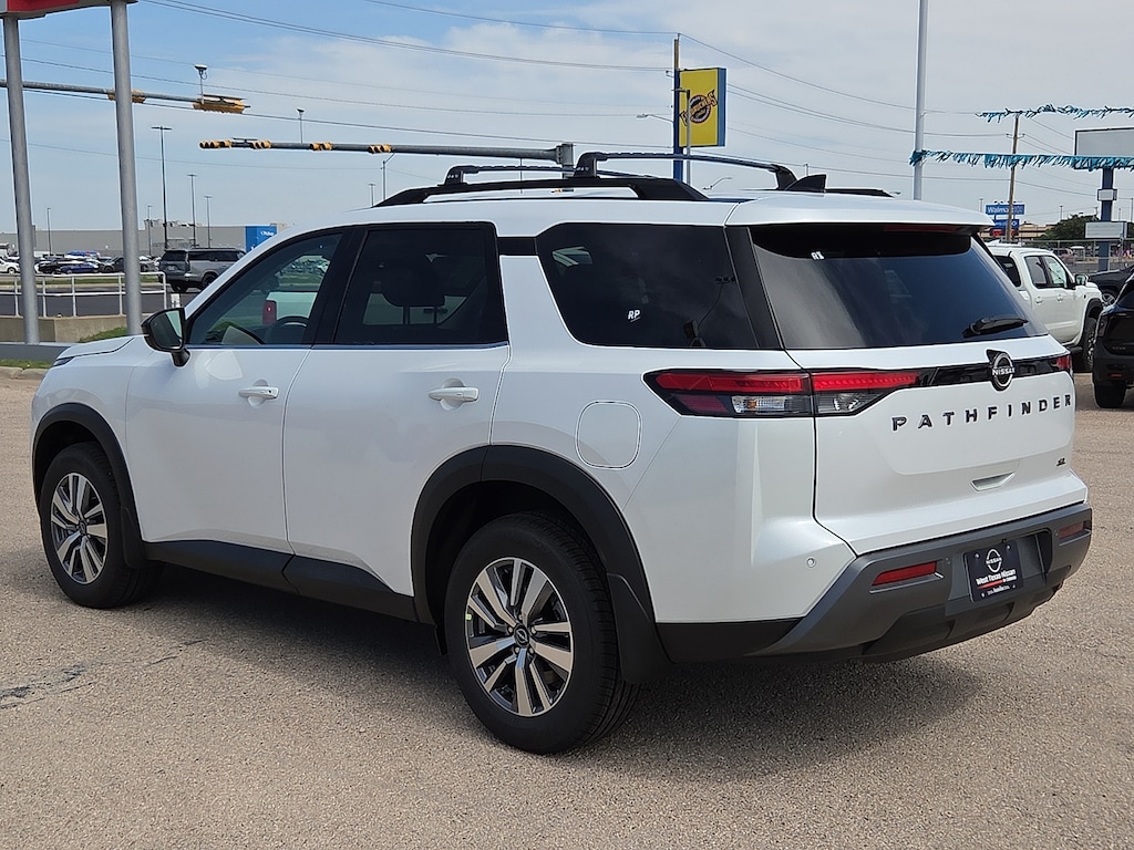 New 2026 Nissan Pathfinder SL Front-Wheel Drive